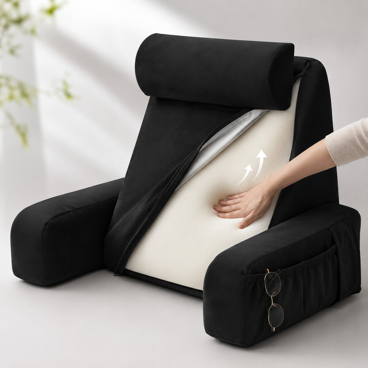 Recline Proの高弾性ウレタン内部構造。カバーを開くと高密度フォームが見える